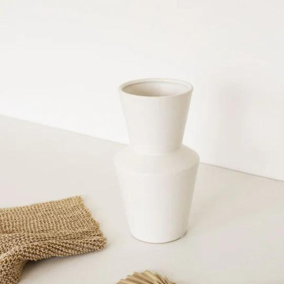 Loren Vase - White